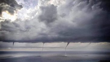 water spouts